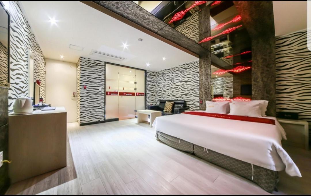 Madoka Motel Gyeongju Eksteriør billede
